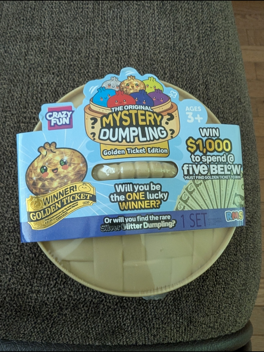 Crazy Fun The Original Mystery Dumpling - Golden Ticket Edition - Beige